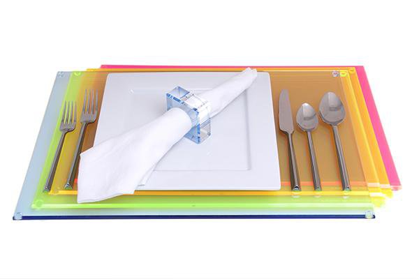 AVF Acrylic Square Placemat Set of 4 in Clear